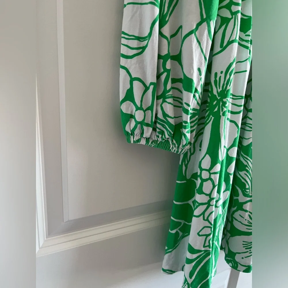 XS Lilly Pulitzer Callla Long Sleeve V-Neck Dress - Picture 5 of 5